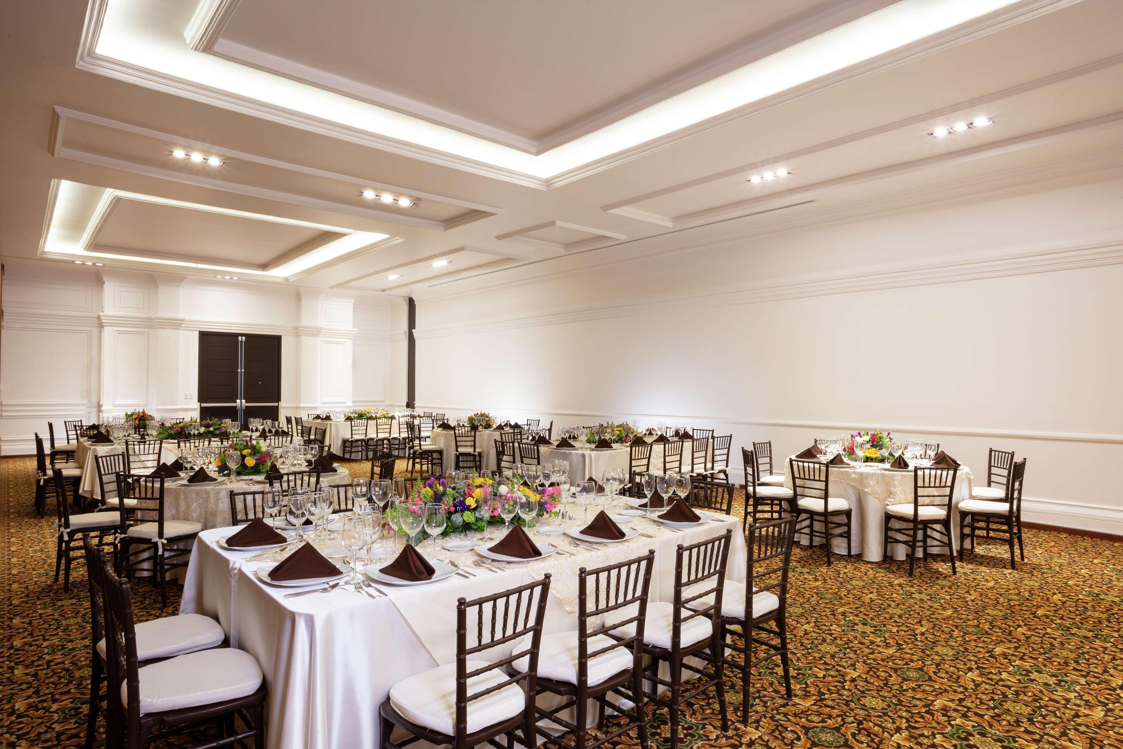 Doubletree By Hilton Toluca Otel Dış mekan fotoğraf