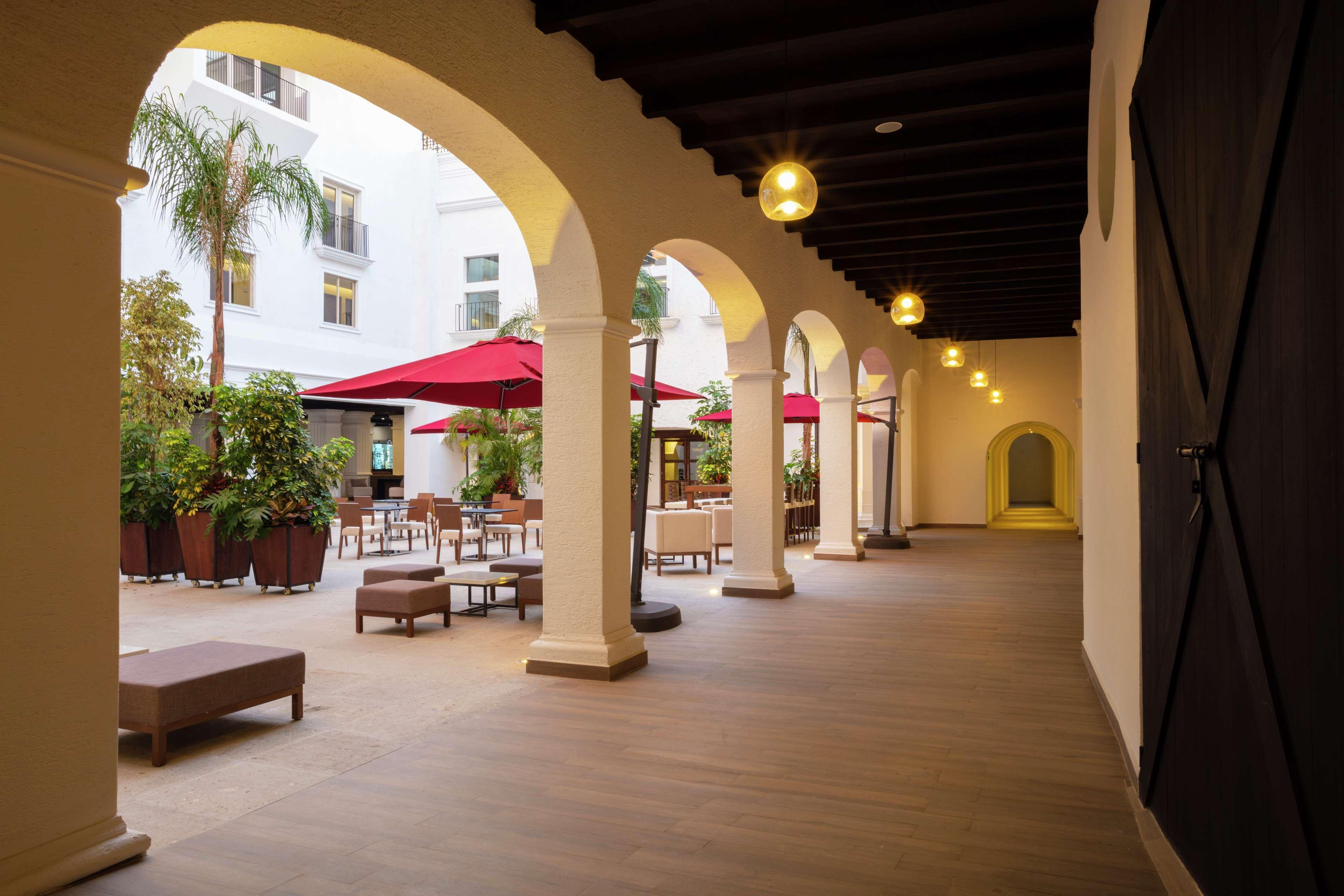 Doubletree By Hilton Toluca Otel Dış mekan fotoğraf