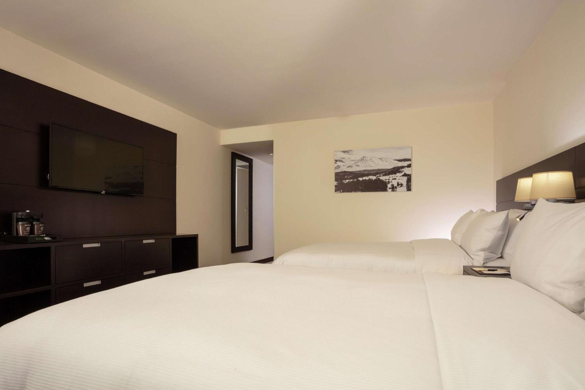 Doubletree By Hilton Toluca Otel Dış mekan fotoğraf