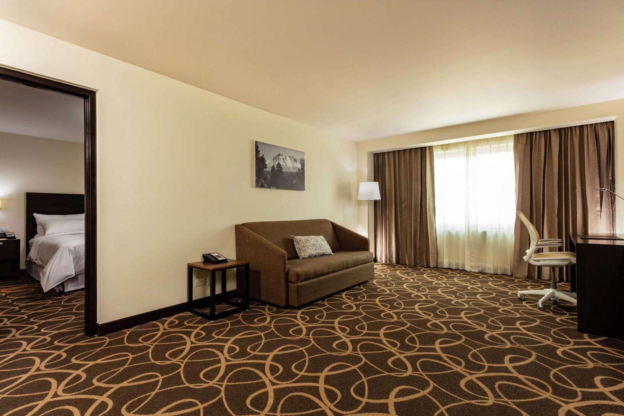 Doubletree By Hilton Toluca Otel Dış mekan fotoğraf