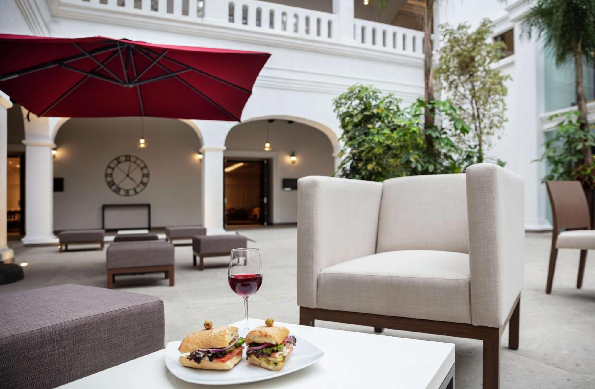 Doubletree By Hilton Toluca Otel Dış mekan fotoğraf